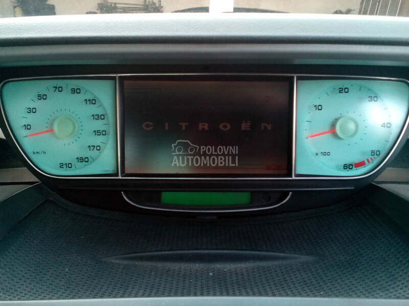 Multimedija za Citroen C8