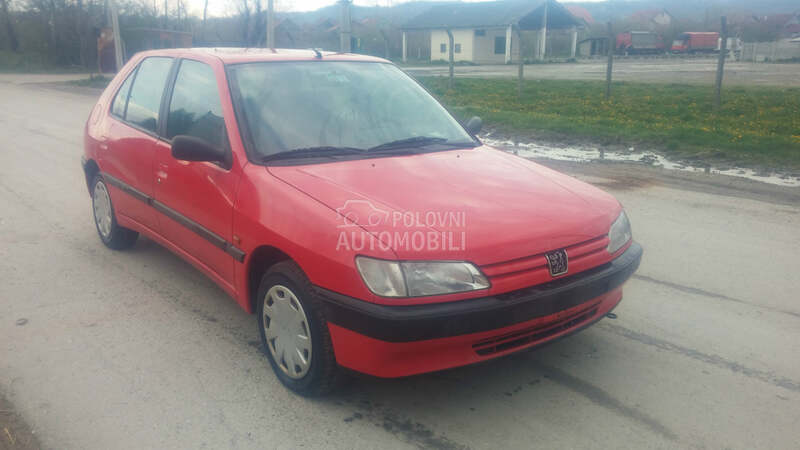 Delovi za Peugeot 306