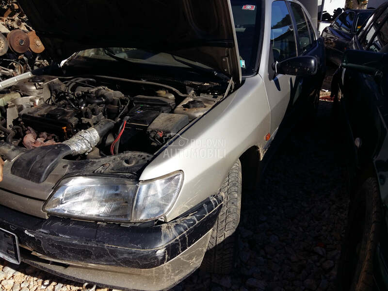 Delovi za Peugeot 306