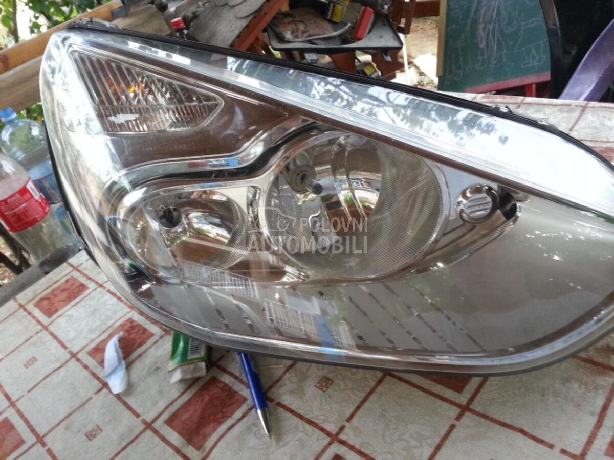 Farovi za Ford S-Max