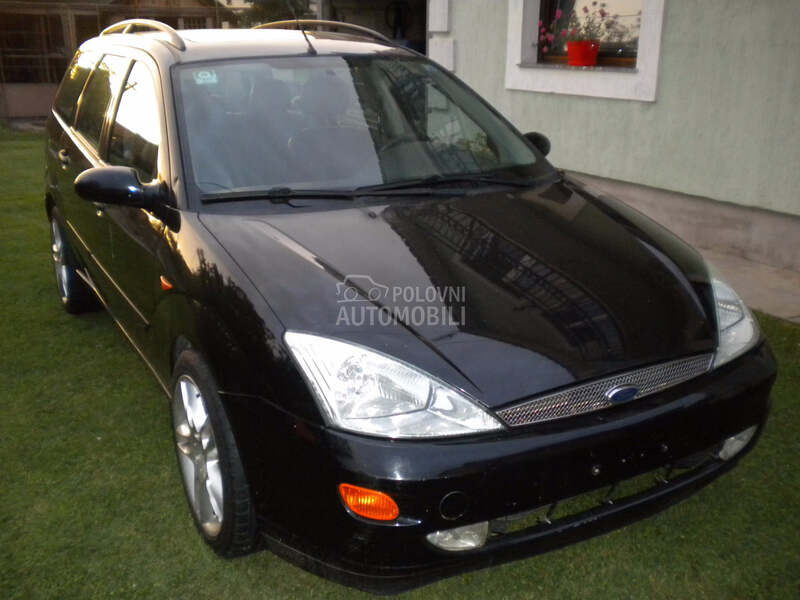Ford Focus - kompletan auto u delovima
