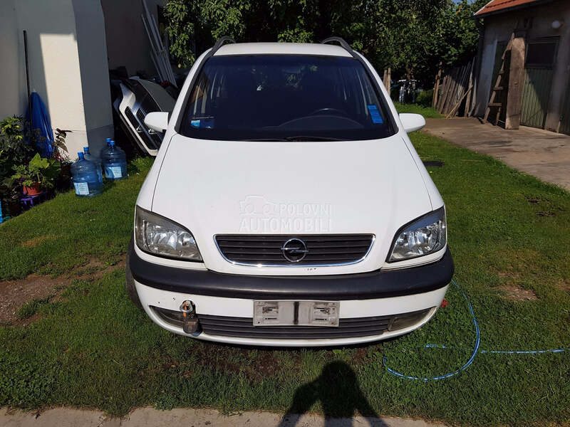 Delovi za Opel Zafira