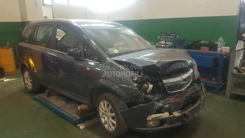 Delovi za Opel Zafira