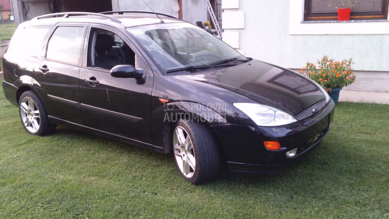 Ford Focus - kompletan auto u delovima