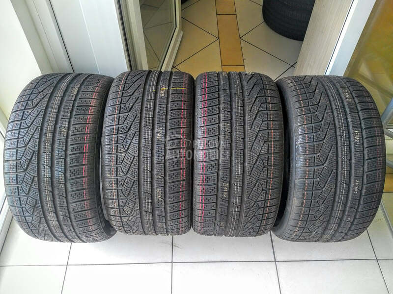 Pirelli 295/30 R20 Zimska