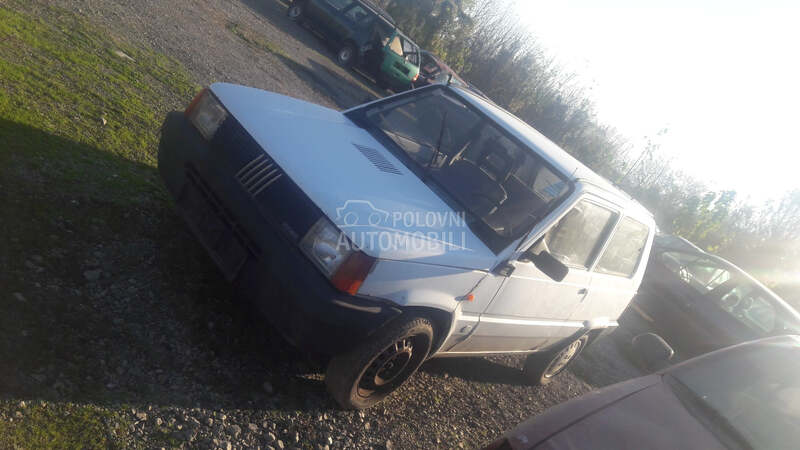 Fiat Panda - kompletan auto u delovima