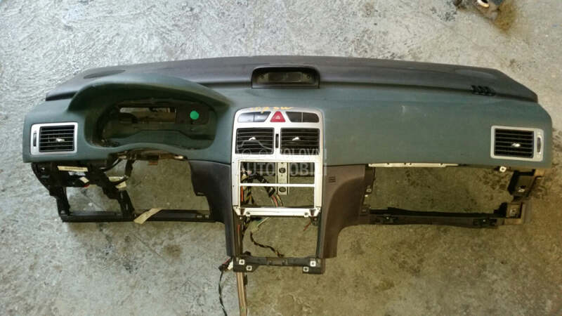 Instrument tabla za Peugeot 307