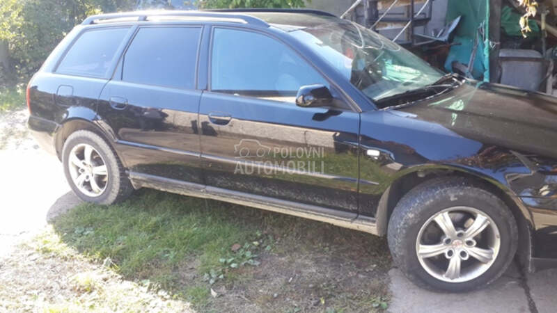 Delovi za Audi A4