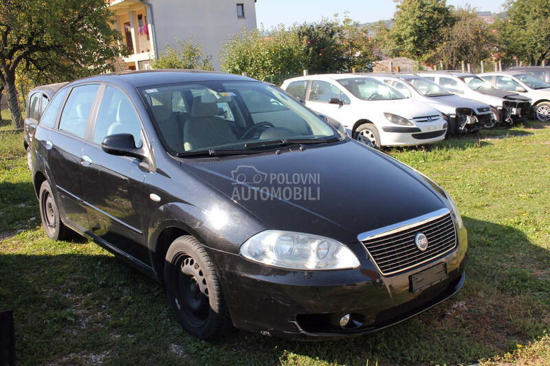 Fiat Croma - kompletan auto u delovima