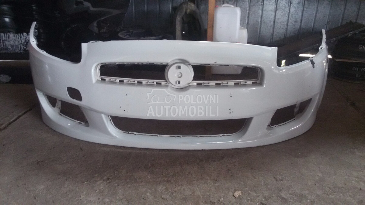 Prednji branik za Fiat Bravo