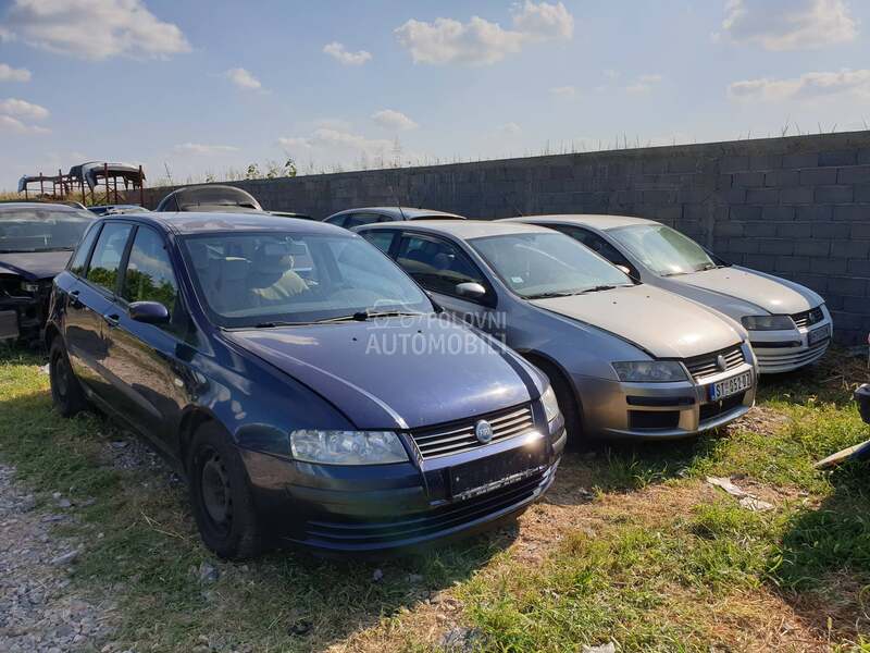 Fiat Stilo -  kompletan auto u delovima