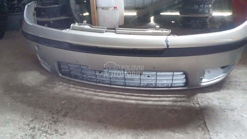 Prednji branik za Fiat Punto