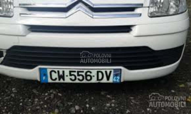 Prednji branik za Citroen C4