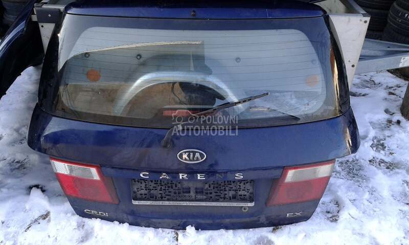 Kia Carens -  kompletan auto u delovima