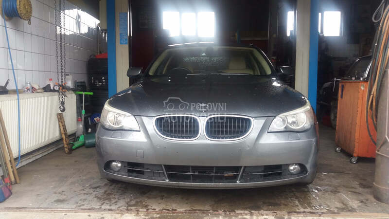 Delovi za BMW 530