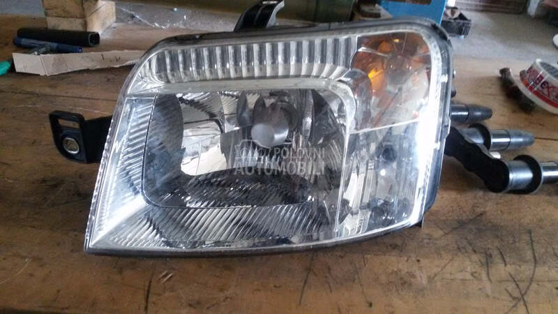 Levi far za Fiat Panda