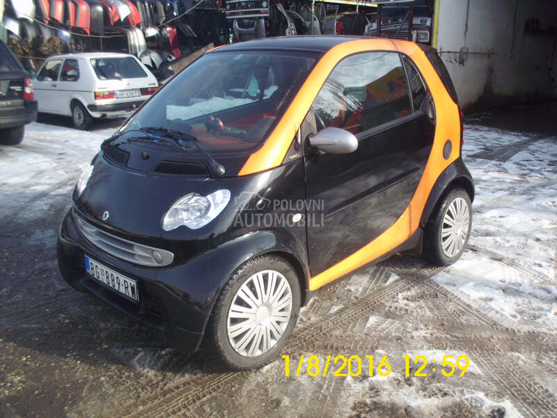 Smart ForTwo -  kompletan auto u delovima