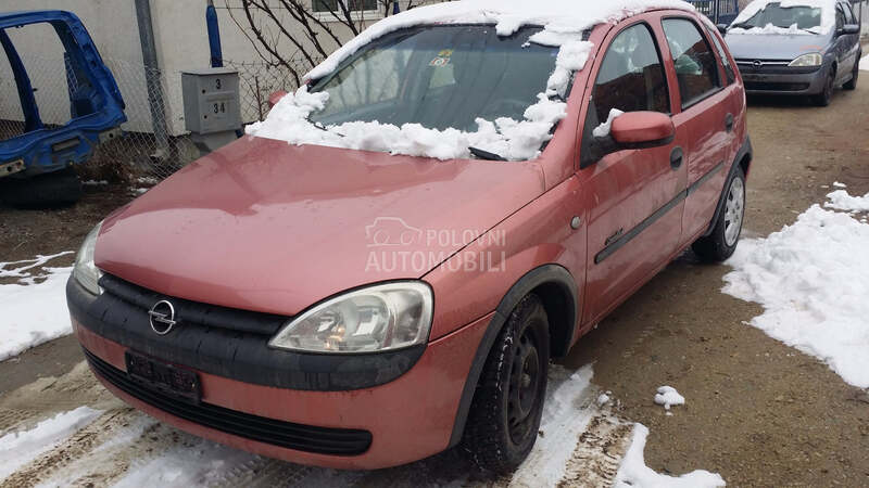 Opel Corsa C - kompletan auto u delovima