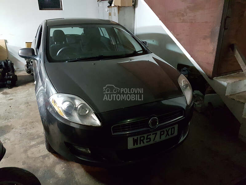 Fiat Bravo - kompletan auto u delovima