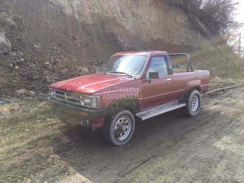 Toyota 4 runer  delovi