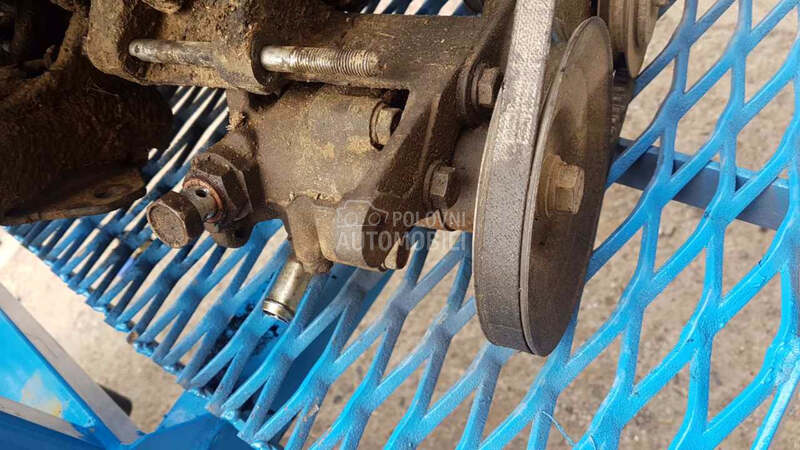 Servo pumpa za Toyota Land Cruiser