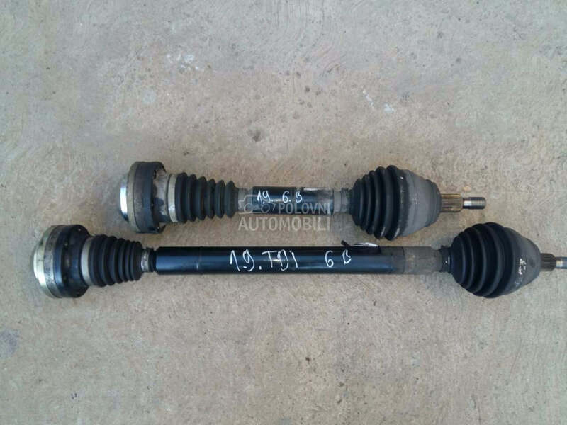 Poluosovina za Volkswagen Golf 4