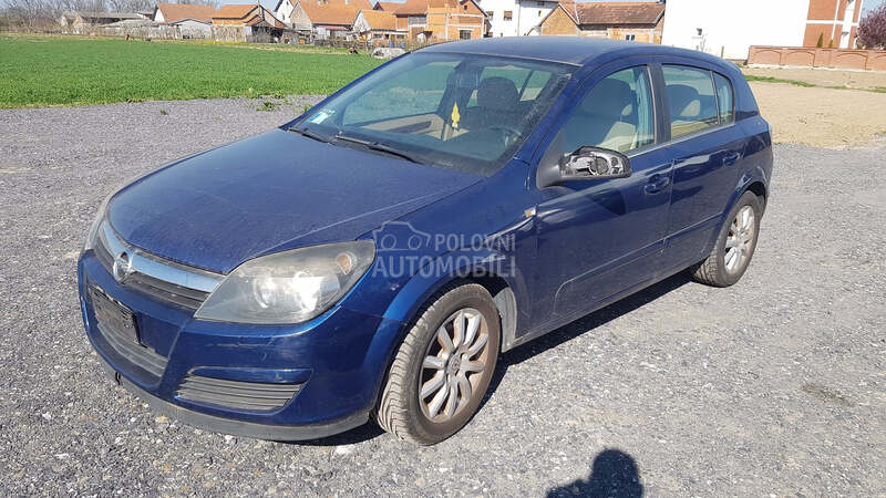 Delovi za Opel Astra H